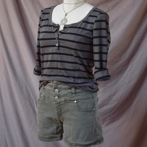 Long Sleeve Henley with High Waist Shorts - Picture 1 of 2
